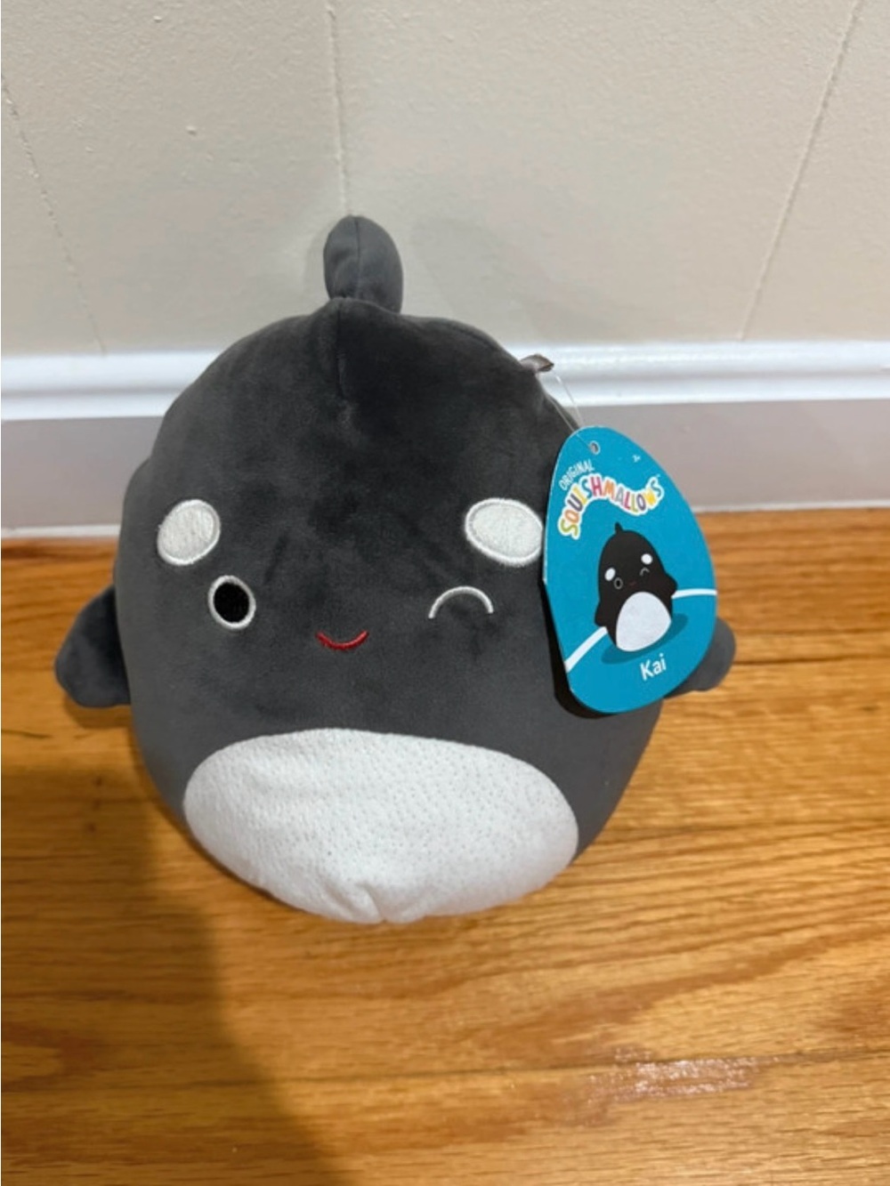 Squishmallow "Kai" orca/whale